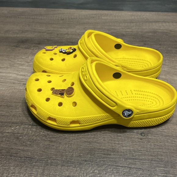 Crocs - Picture 3 of 7
